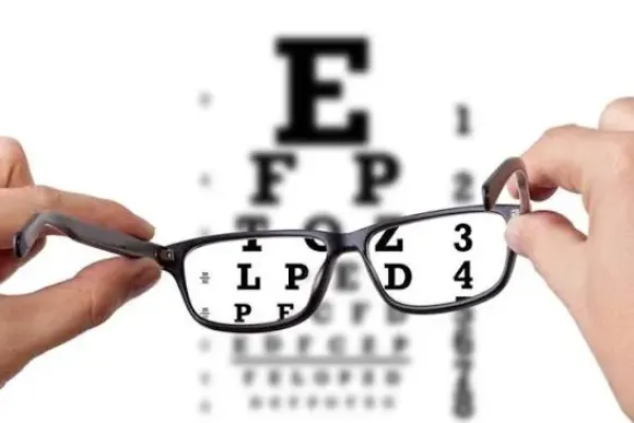 Kính áp tròng chính hãng 344 Trường Chinh: Địa chỉ mua lens uy tín tại Tân Bình